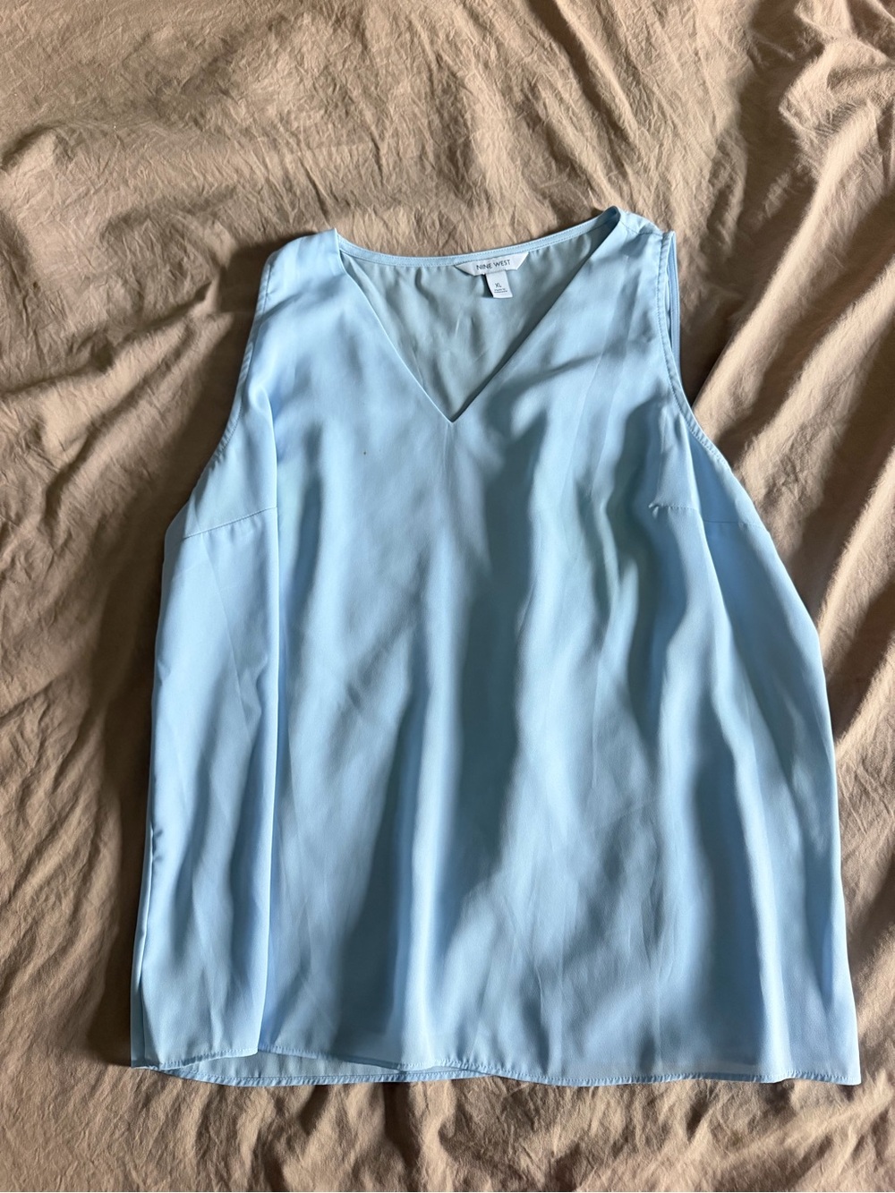 Nine West Light Blue V-Neck Sleeveless Camisole